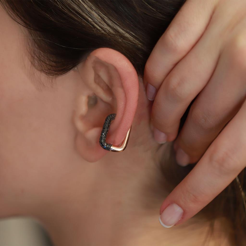 Dikdörtgen Siyah Zirkon Taşlı Rose Gold Kaplama Gümüş Kıkırdak Küpe