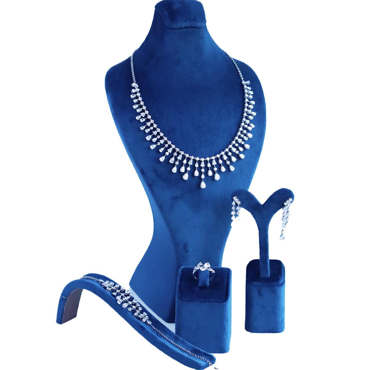 Elegant Zirkon Taşlı Gümüş Set