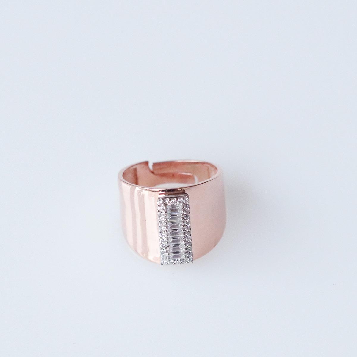 I Harfi Baget Taşlı Rose Gold Kaplama Gümüş Yüzük