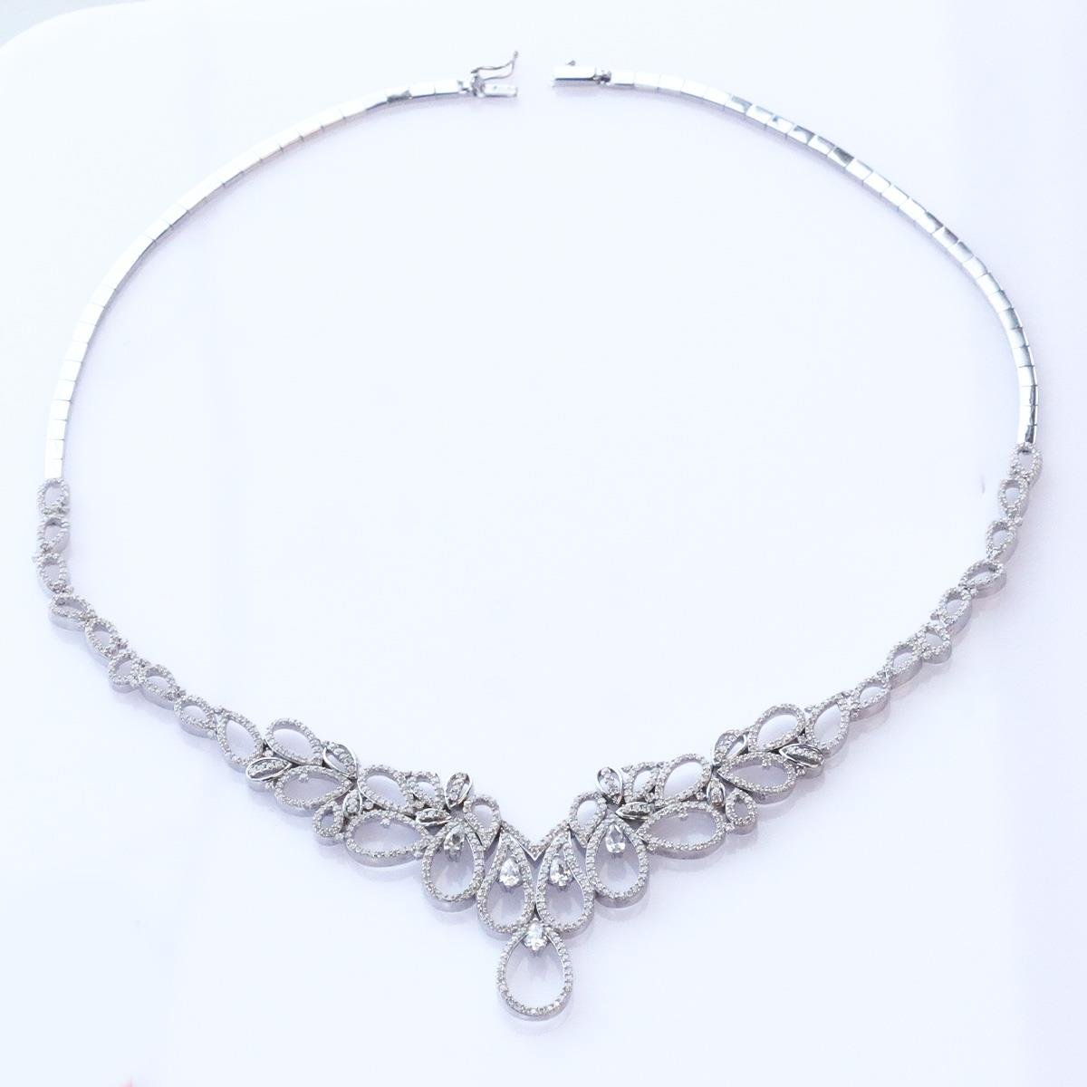 İkon Modeli Zirkon Taşlı Gümüş Gerdanlık Set