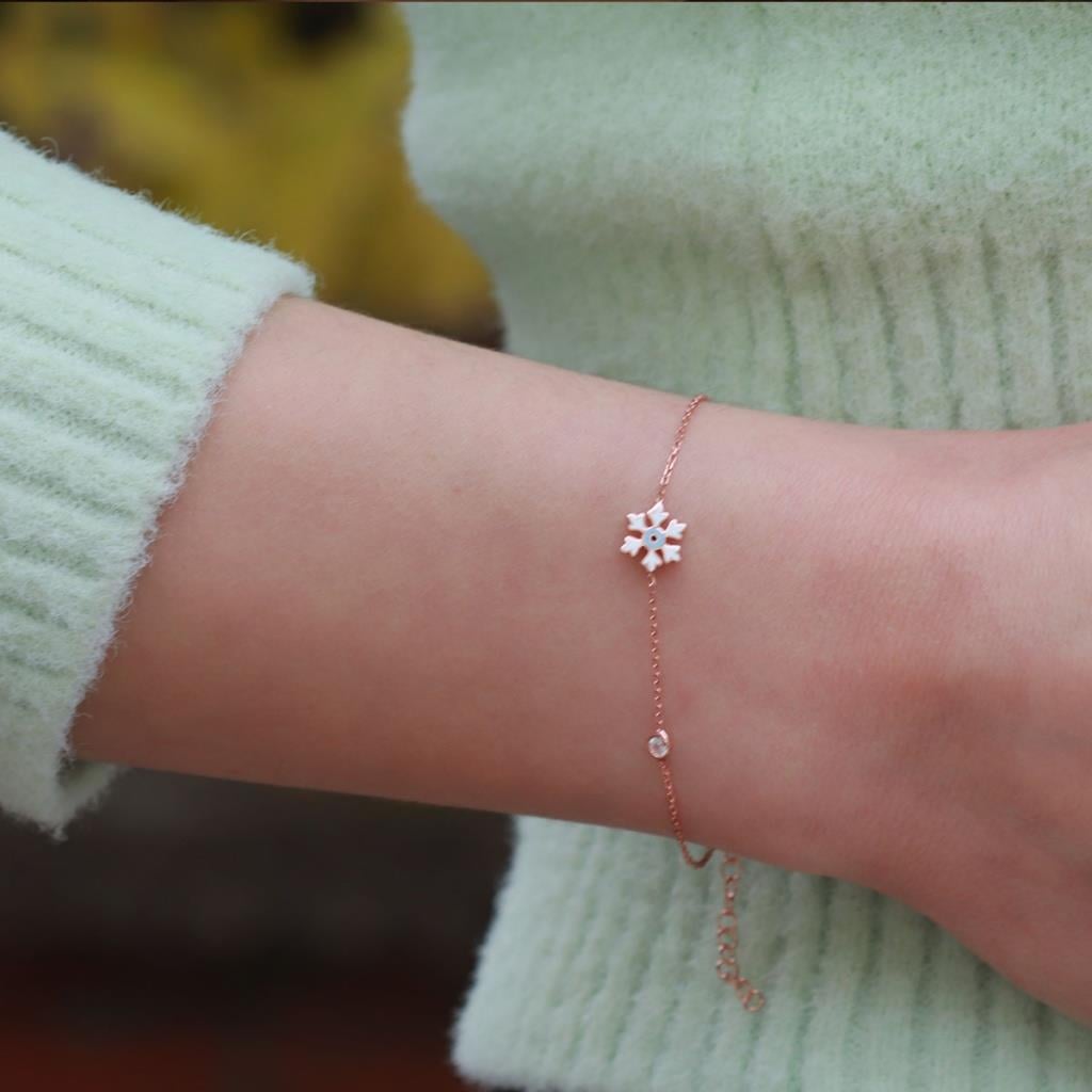 Kar Tanesi Zirkon Taşlı Mine İşli Rose Gold Kaplama Gümüş Bileklik