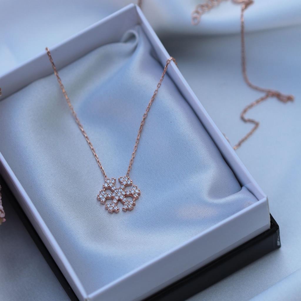 Kar Tanesi Zirkon Taşlı Rose Gold Kaplama Gümüş Kolye