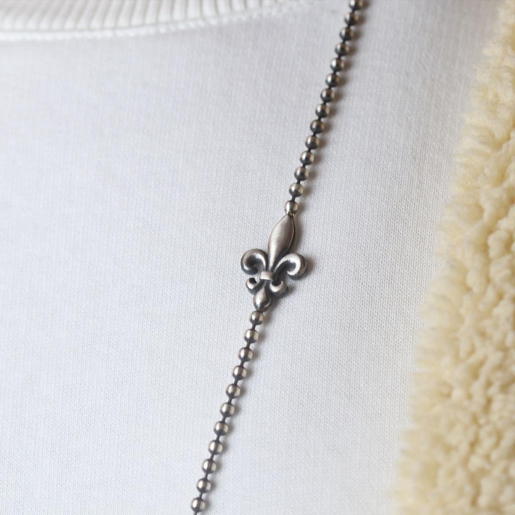 Kılıç Ve Mühür Figürlü Zirkon Taşlı Erkek Gümüş Kolye