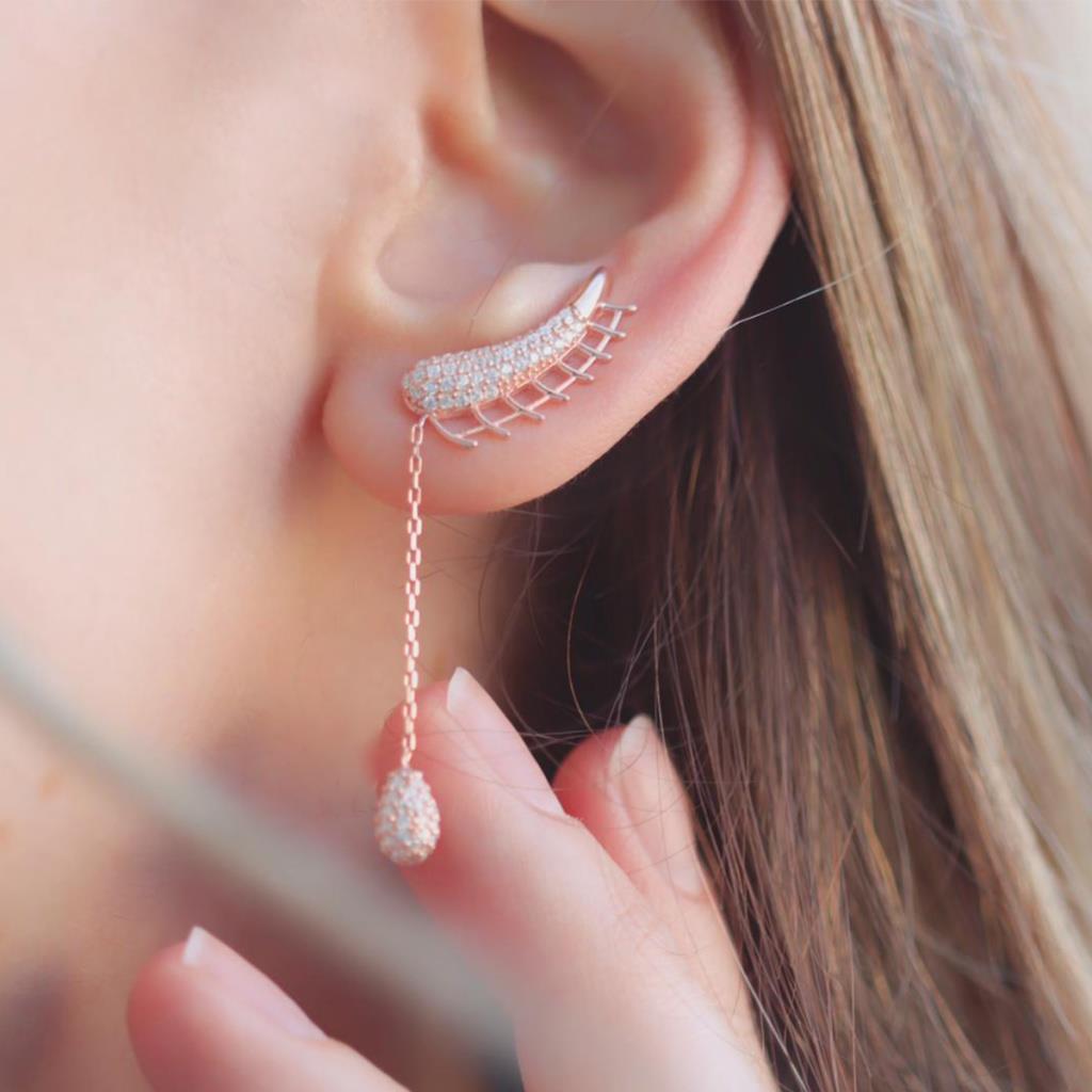 Kulağı Saran Sallantılı Zirkon Taşlı Rose Gold Kaplama Gümüş Küpe
