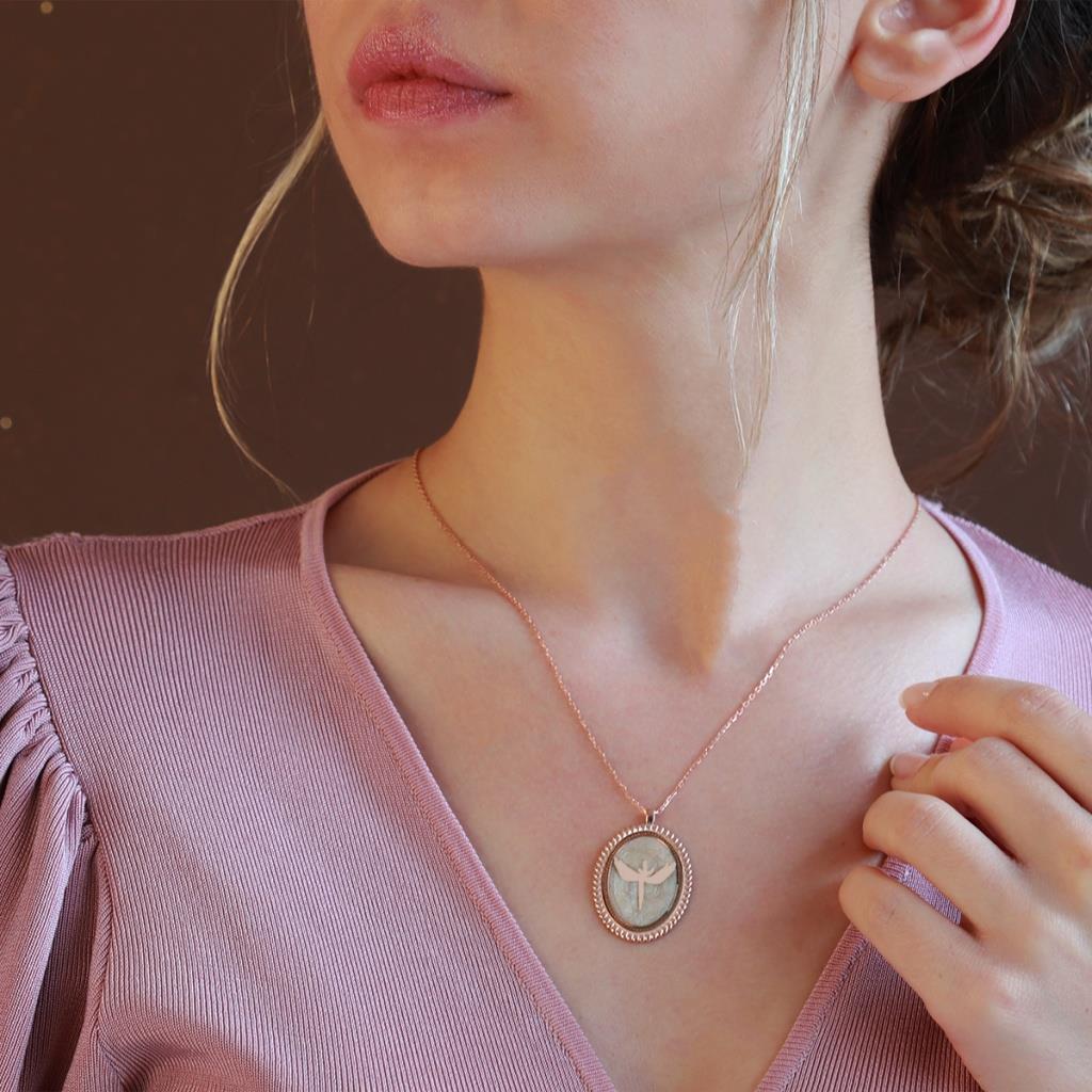Mikail Meleği Beyaz Mine İşli Rose Gold Kaplama Gümüş Kolye
