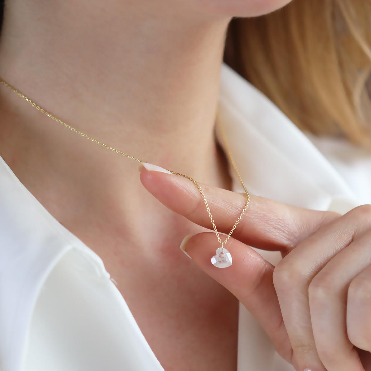 Mini Kalpli Kuvars Taşlı Gold Kaplama Gümüş Kolye