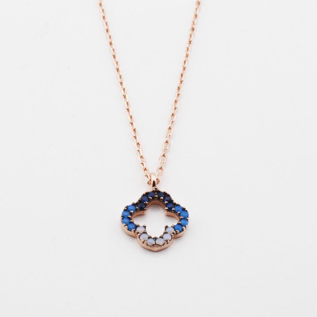 Mini Yonca Figürlü Rose Gold Kaplama Mavi Zirkon Taşlı Gümüş Kolye