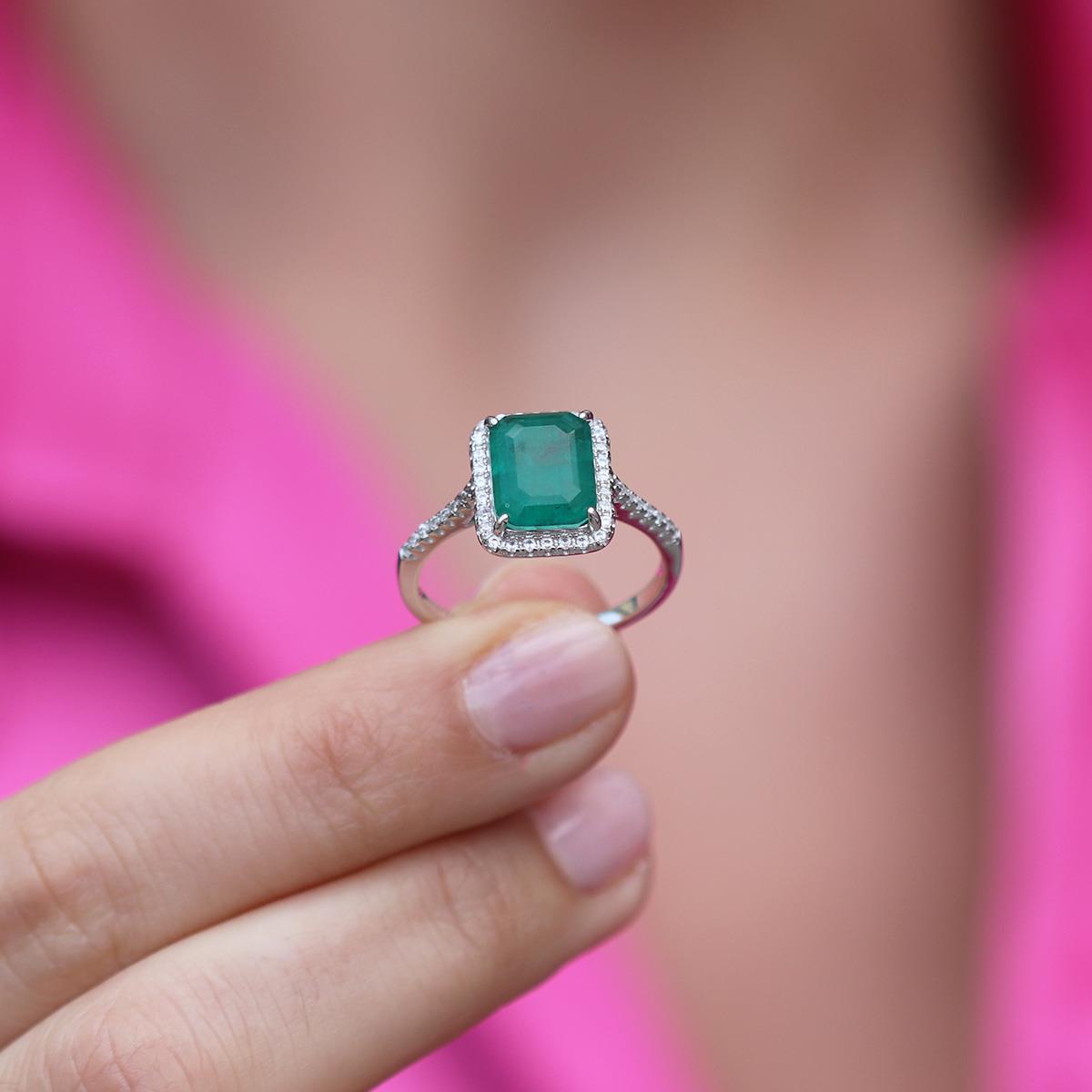 Paraiba Taşlı Radiant Kesim Gümüş Yüzük