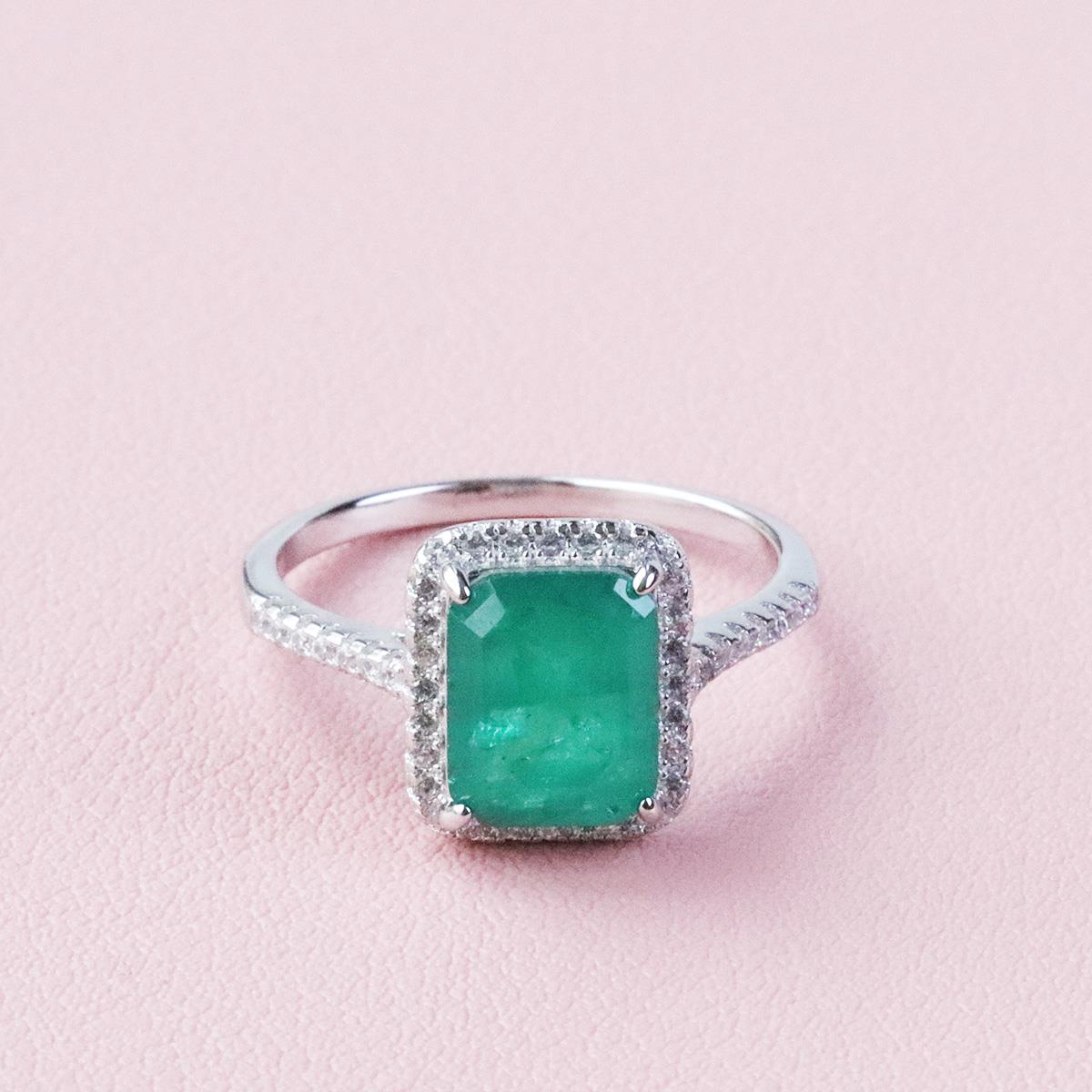 Paraiba Taşlı Radiant Kesim Gümüş Yüzük