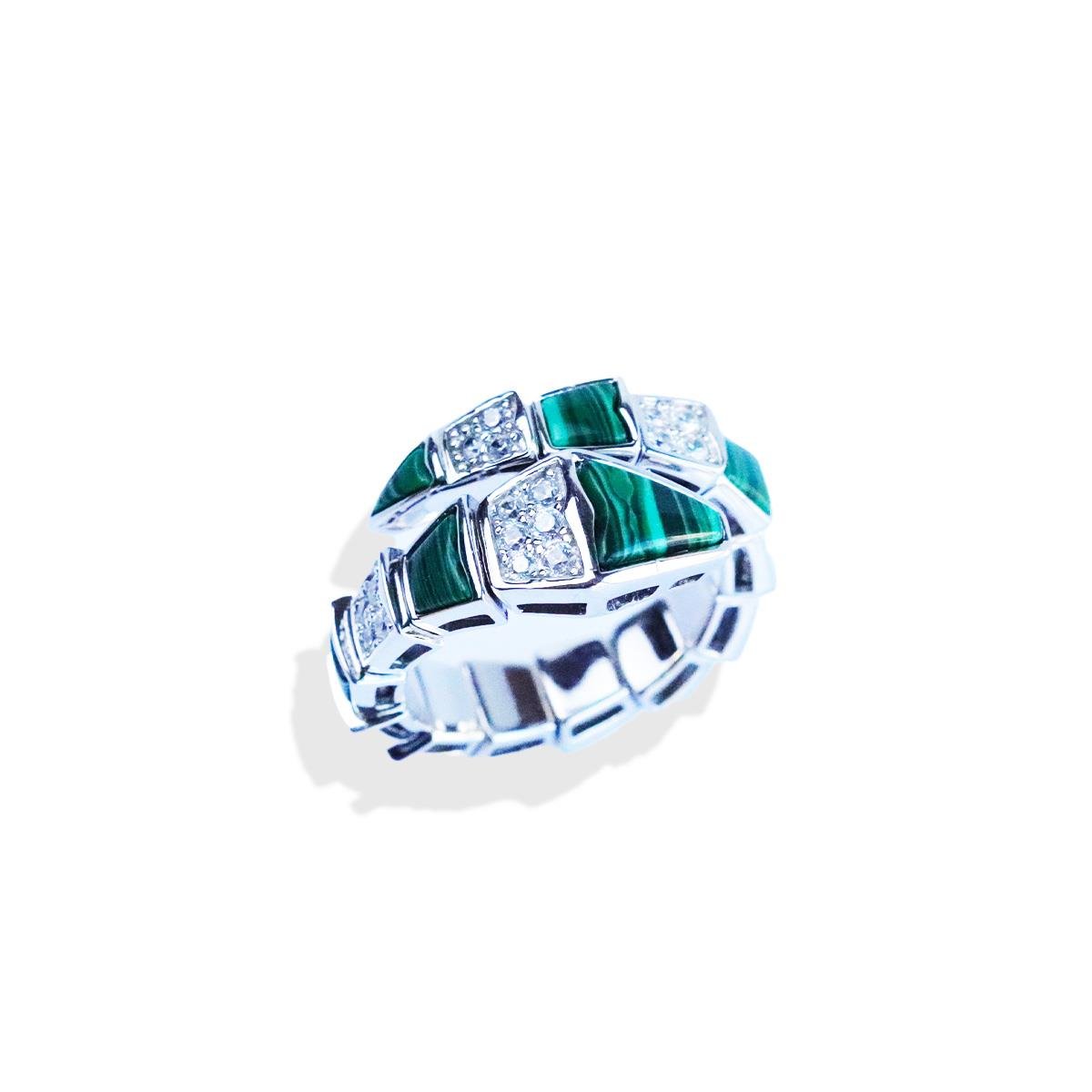 Serpent Yeşil Taşlı Gümüş Yüzük