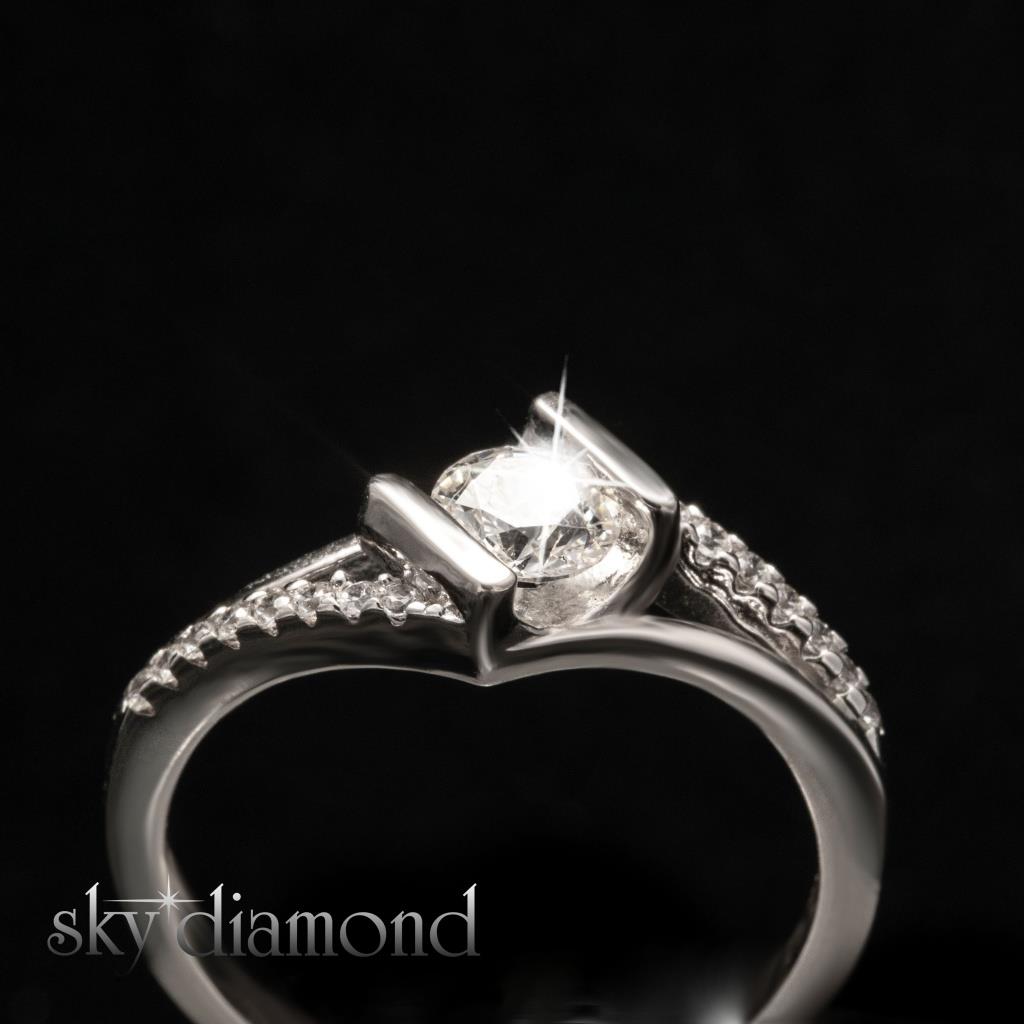 Sky Diamond Elegance Çapraz Model Tektaş