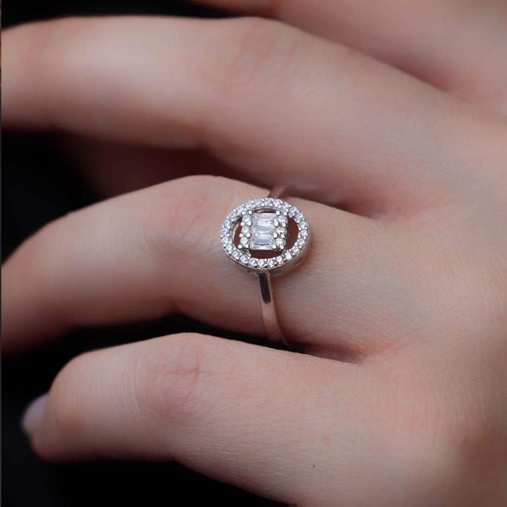 Starlight Diamond Elips Zirkon Taş Ortası Kare 3 Baget Pırlanta Montür Gümüş Set