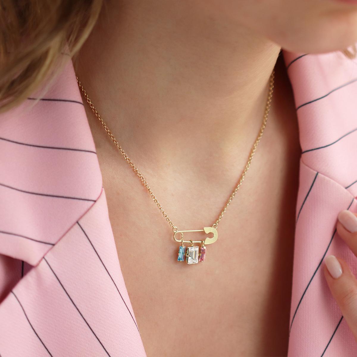 Swarovski Taşlı Çengelli İğne Modeli Gold Kaplama Gümüş Kolye