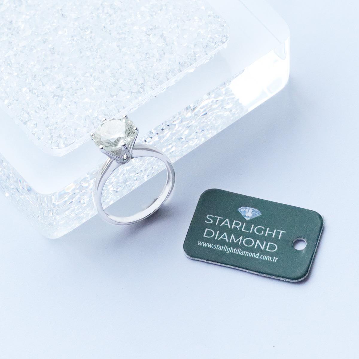 Tek Taş Modeli Sarı Tonlu Starlight Diamond Gümüş Yüzük
