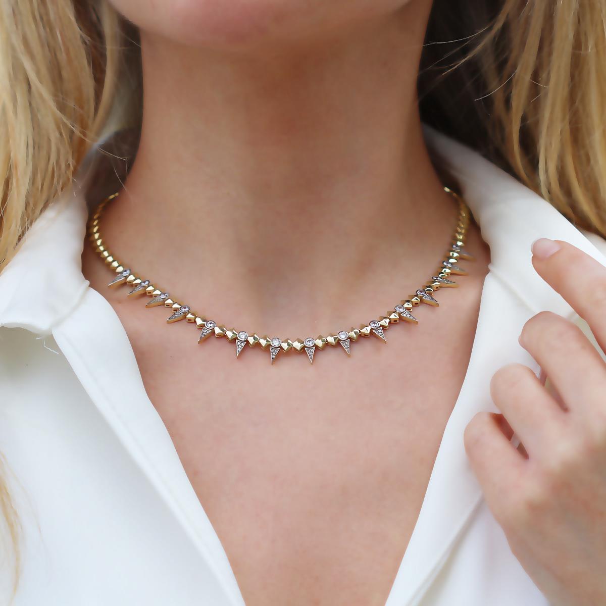 Thorn Zirkon Taşlı Gold Kaplama Gümüş Kolye