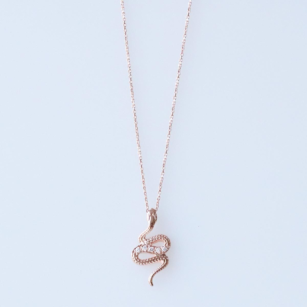 Yılan Modeli Zirkon Taşlı Rose Gold Kaplama Gümüş Kolye