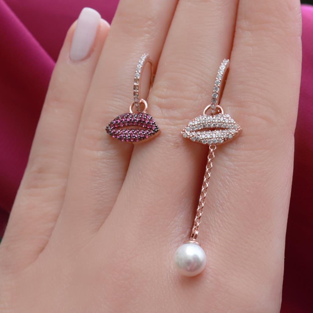 Zirkon Taşlı Dudak Figürlü Rose Gold Kaplama Asansör Zincirli Gümüş Set
