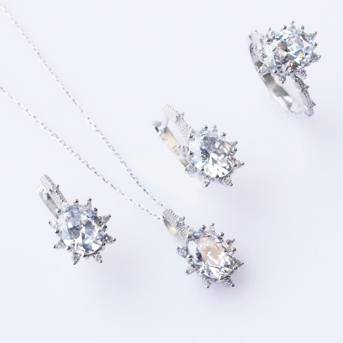 Zirkon Taşlı Elips Lotus Çiçeği Gümüş Set