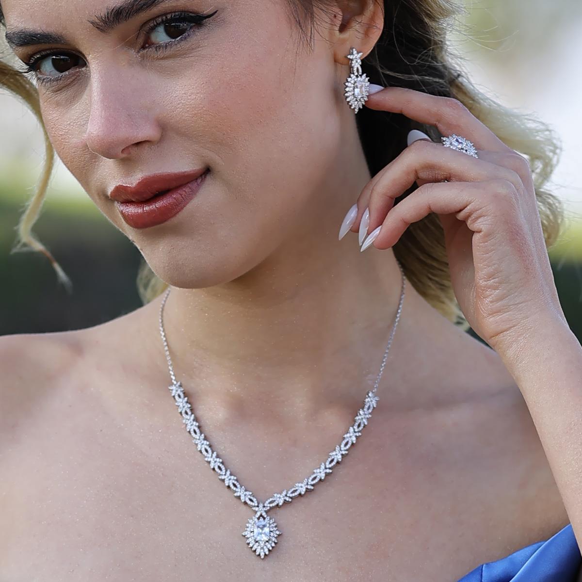 Baget Mekik Zirkon Taşlı Gümüş Set