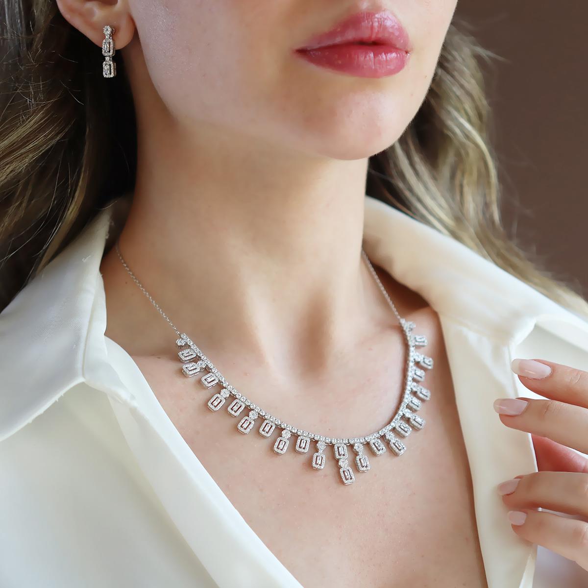 Baget Sarkıt Modeli Zirkon Taşlı Gümüş Set 