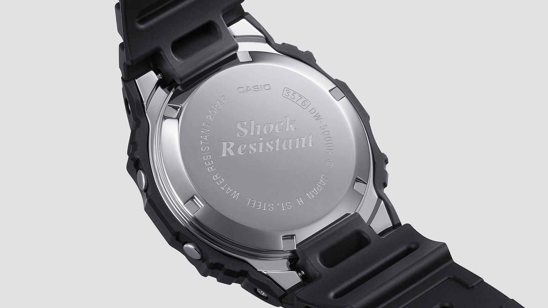 Casio Iconic DW-5000R-1ADR Erkek Kol Saati