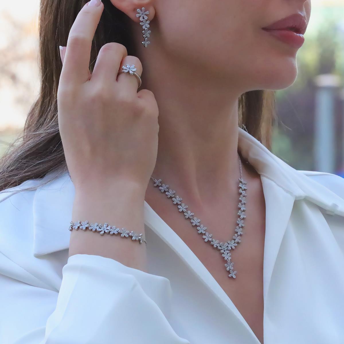 Çiçek Zirkon Taşlı Gümüş Set