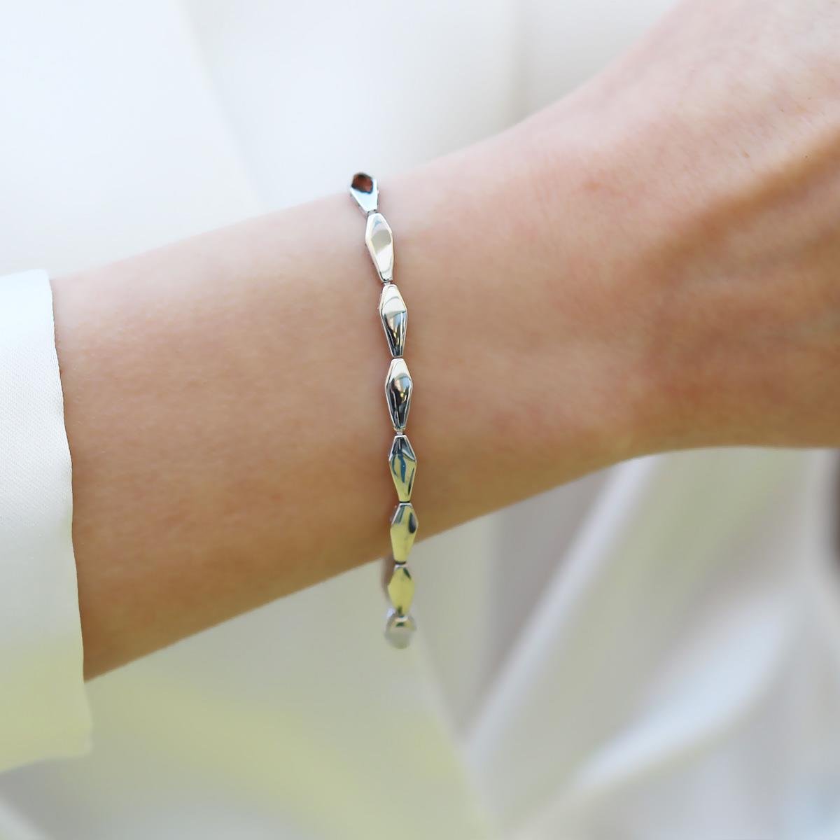 Dörtgen Taşsız Sıralı Gümüş Bileklik