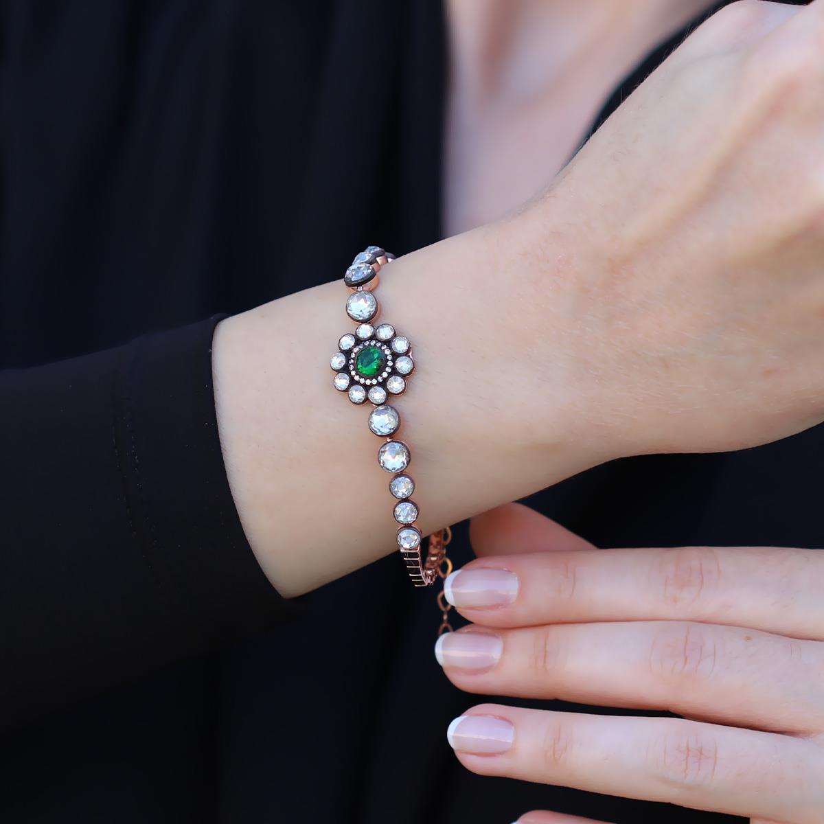 Elmas Montür Rose Gold Kaplama Zümrüt Taşlı Gümüş Bileklik