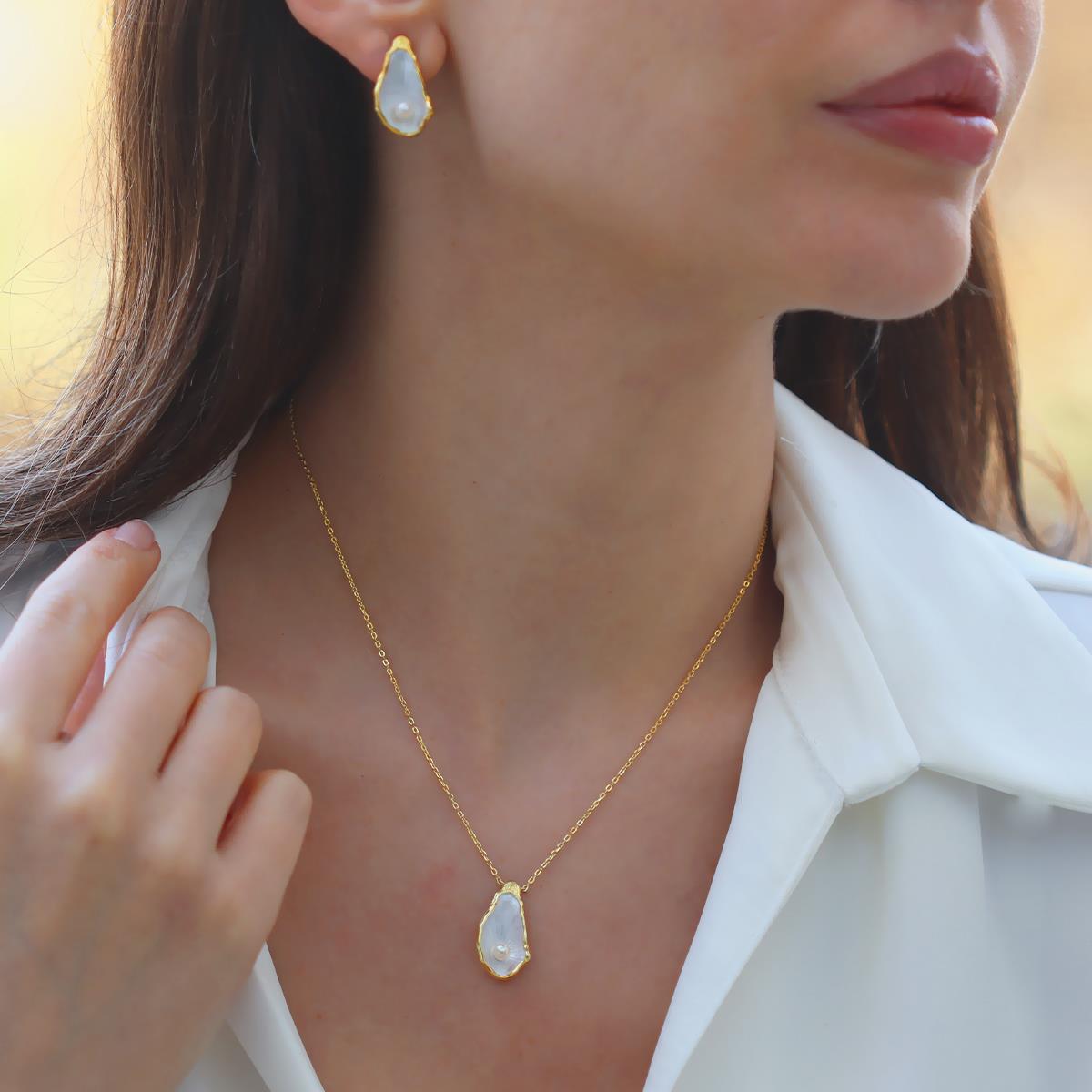 İstiridye İncili Damla Gold Gümüş Set
