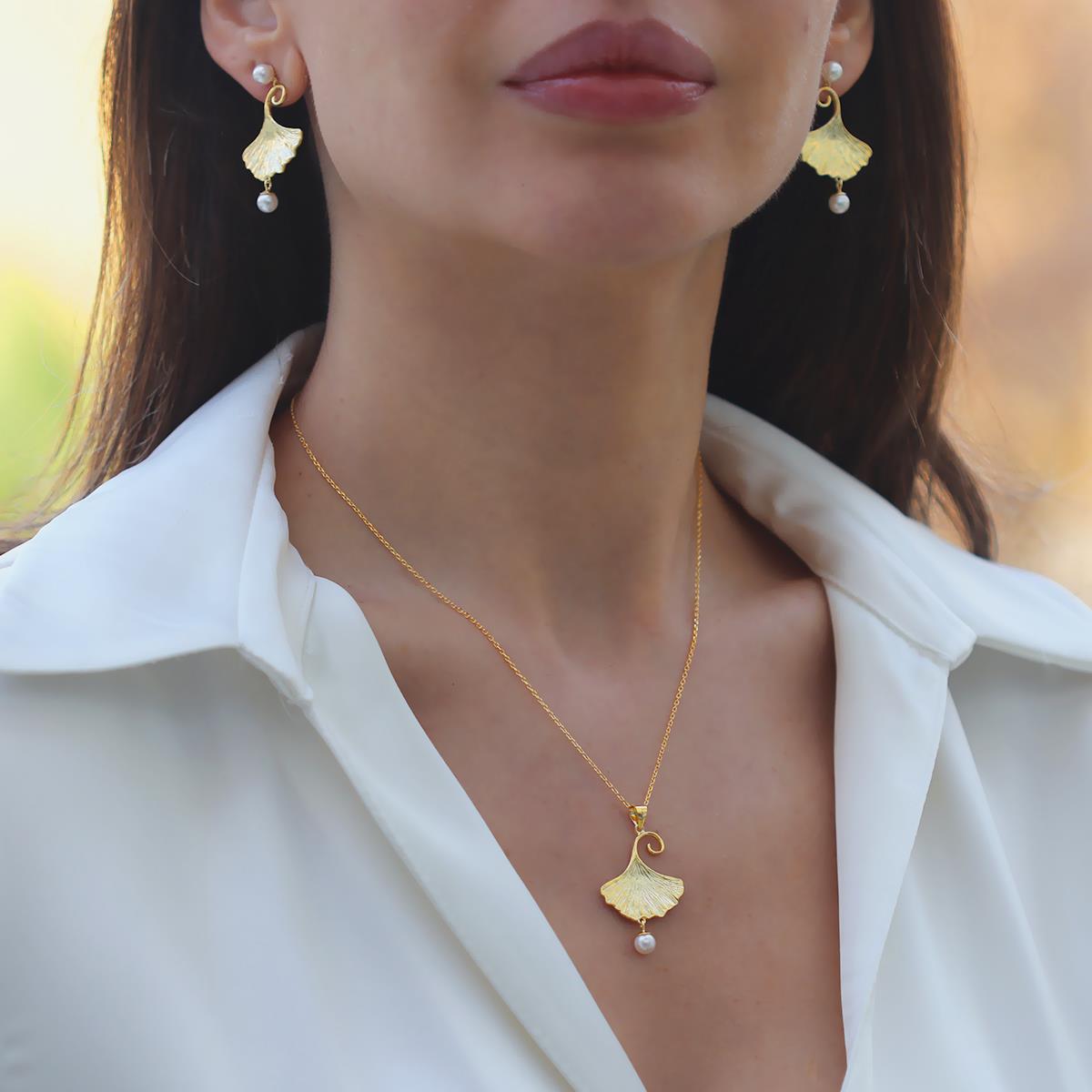 İstiridye İncili Sarkıt Gold Gümüş Set