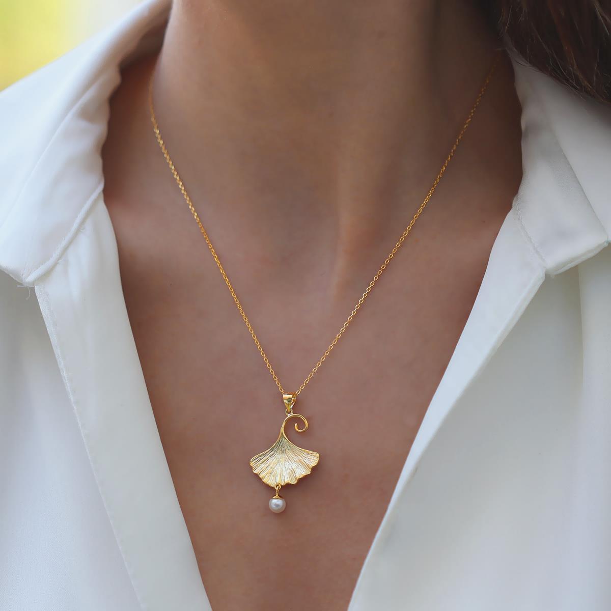 İstiridye İncili Sarkıt Gold Gümüş Set