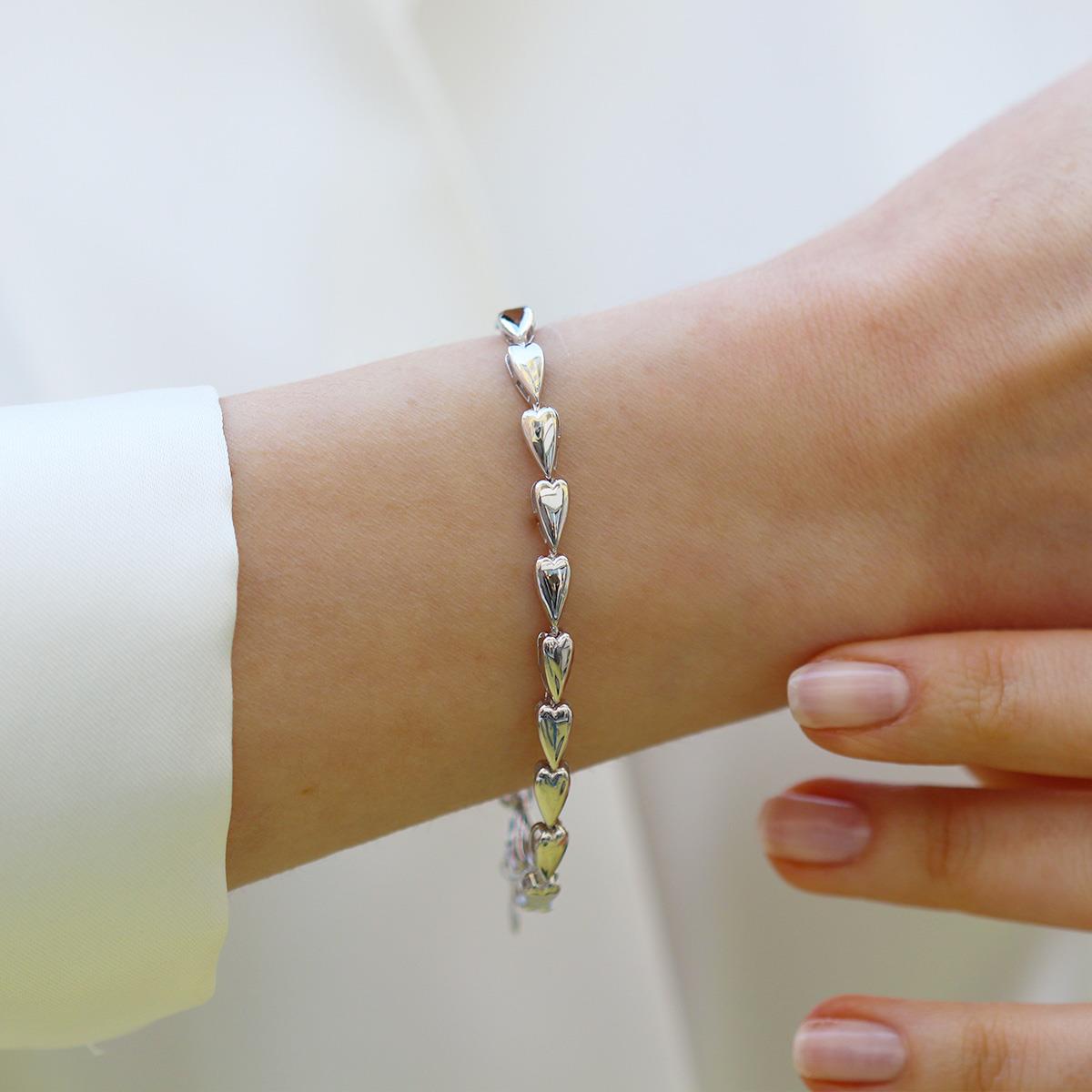 Kalp Taşsız Sıralı Gümüş Bileklik