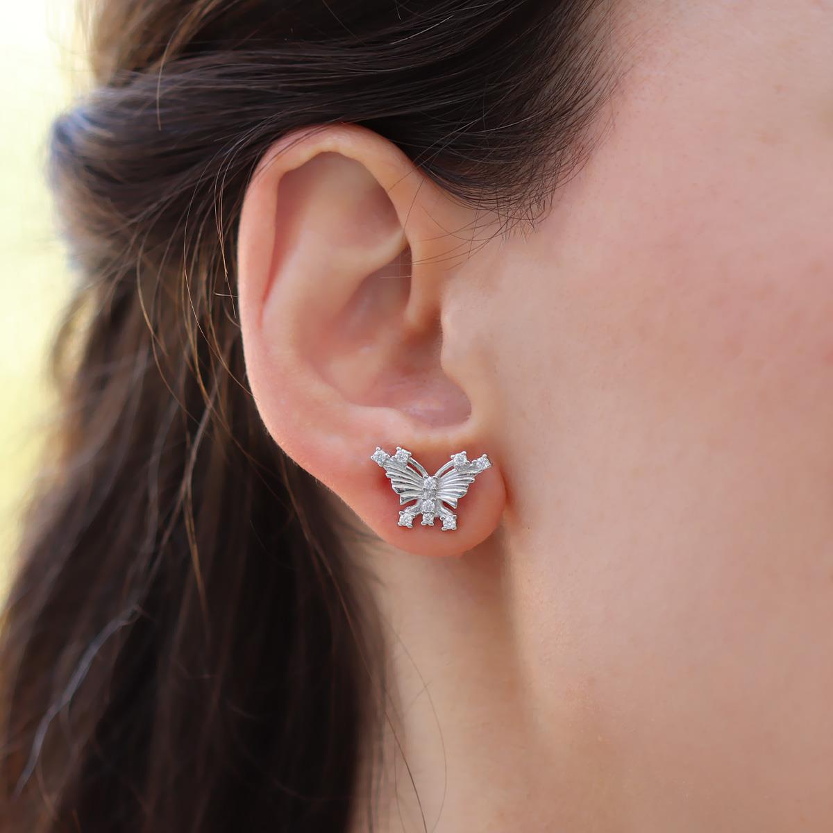 Kelebek Taşlı Gümüş Küpe