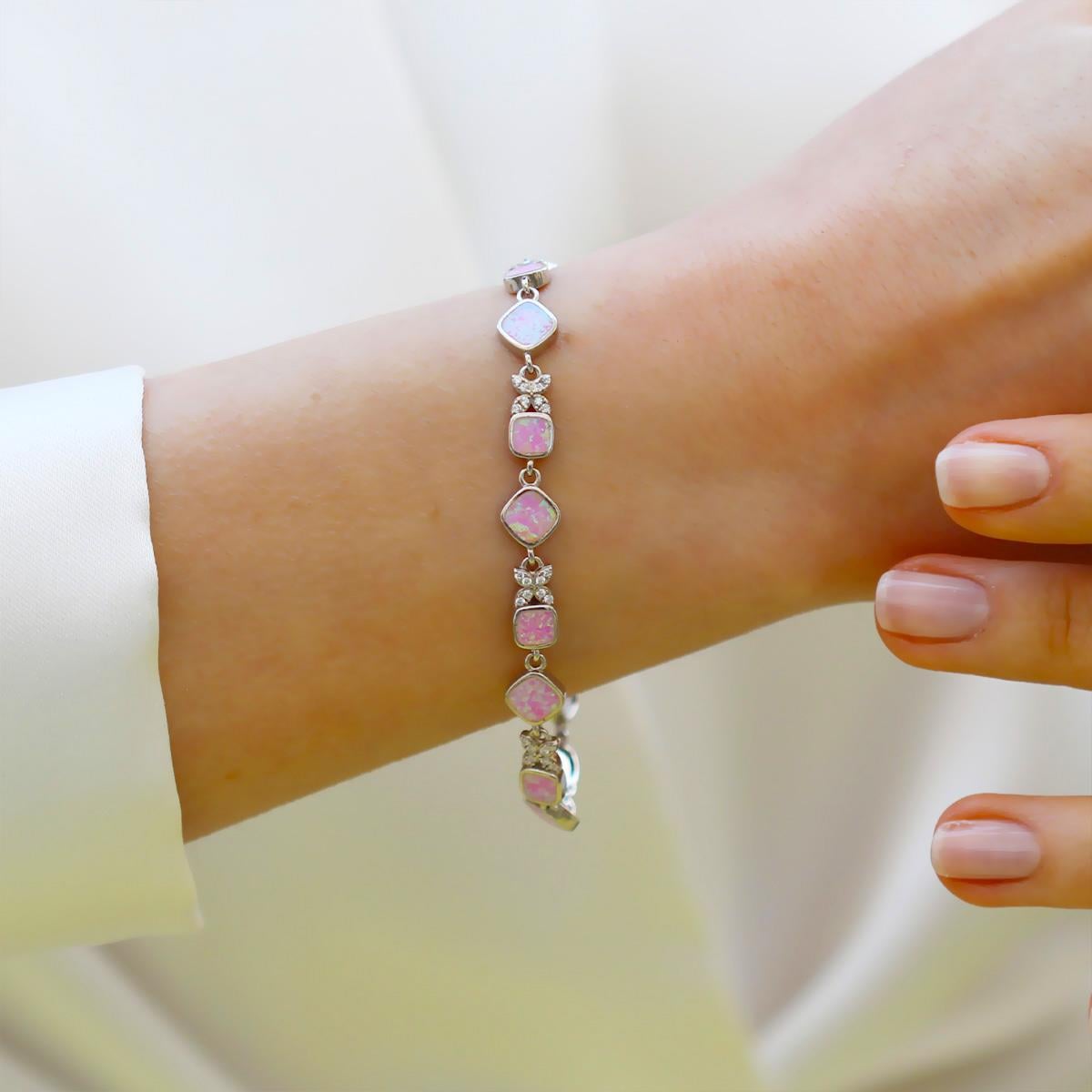 Pembe Opal Taşlı Çiçek Gümüş Bileklik