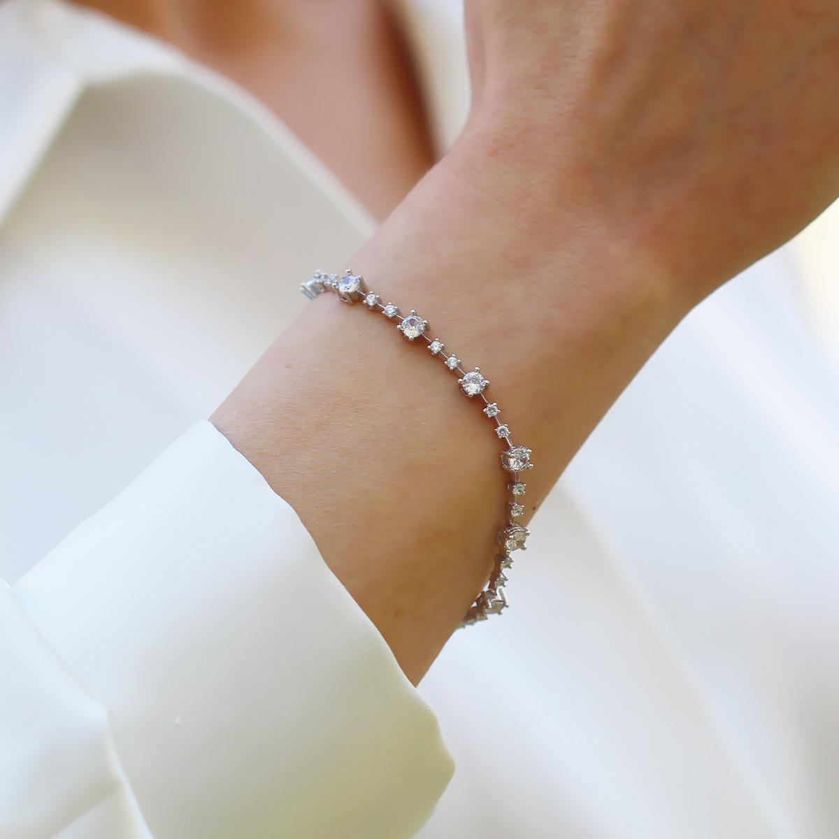 Round Kesim Starlight Diamond Gümüş Bileklik