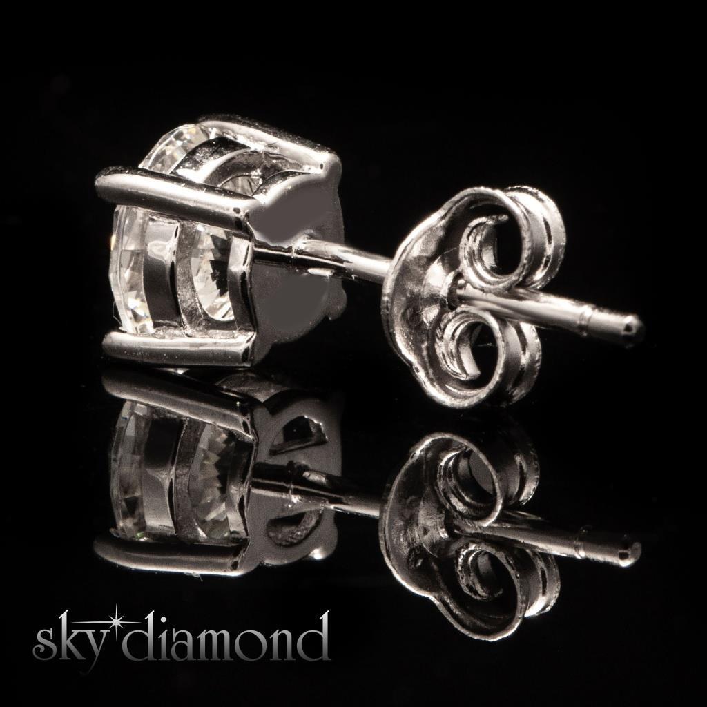 Sky Diamond 0.50ct Tektaş Montür Vidalı Küpe