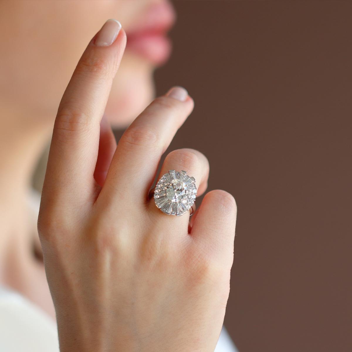 Sky Diamond Baget Oval Kesimli Gümüş Yüzük