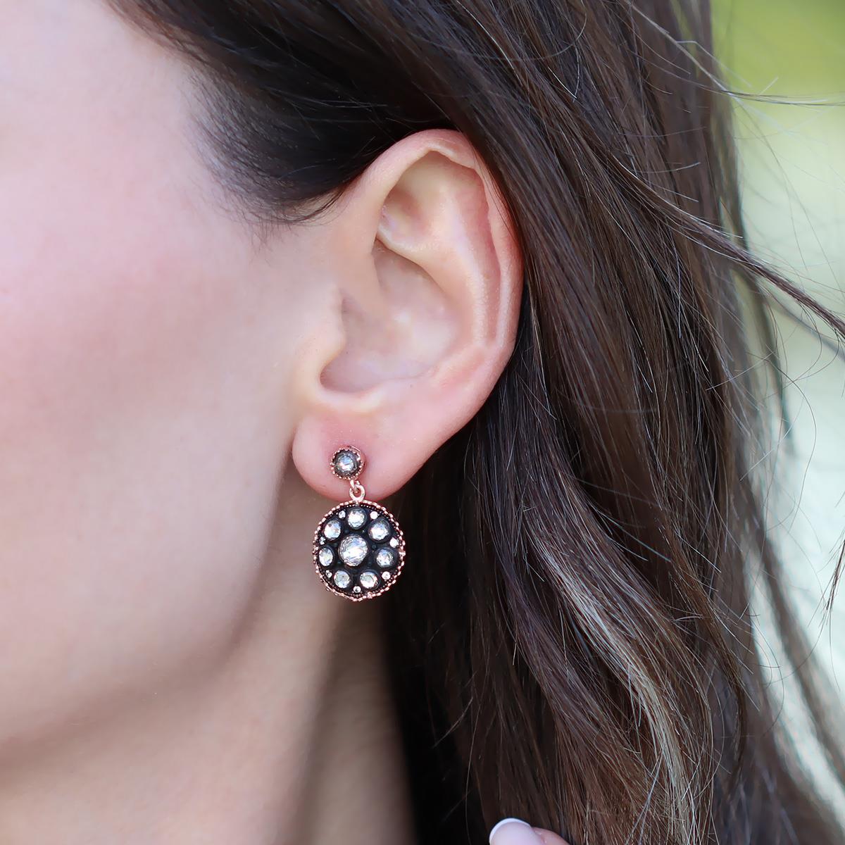 Yuvarlak Elmas Montür Rose Gold Kaplama Gümüş Küpe