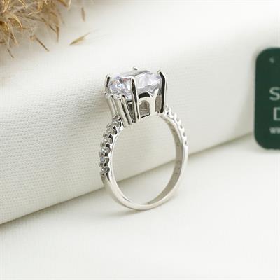 2.50ct Özel Elagance Montür Starlıght Diamond Tektaş