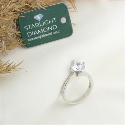 4 Tırnaklı Çapraz Model Tek Taş Starlight Diamond Gümüş Yüzük