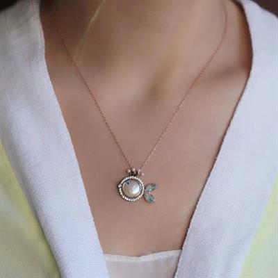 925 Ayar Gümüş Rose Kaplama Sedef Balık Kolye