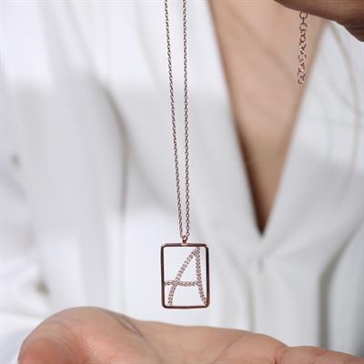 A Harfi Zirkon Taşlı Rose Gold Kaplama Çerçeveli Gümüş Kolye