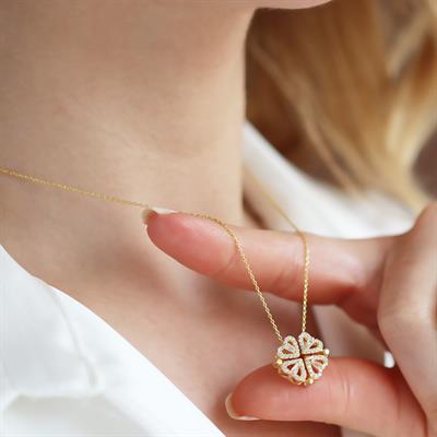 Aşk ve Şans Yoncası Zirkon Taşlı Gold Kaplama Gümüş Kolye