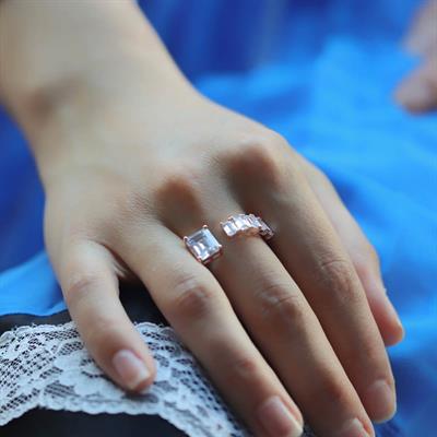 Baget Tek Taş ve Beş Taş Rose Kaplama Ayarlanabilir Gümüş Yüzük