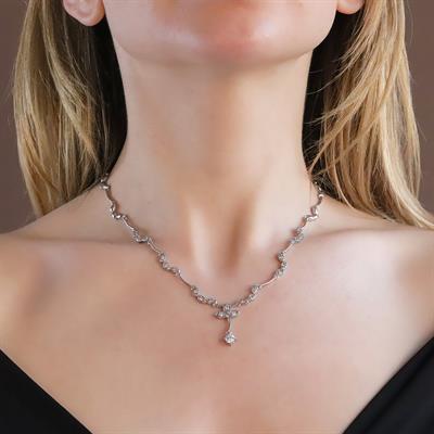 Çiçek Modeli Zirkon Taşlı Gümüş Gerdanlık