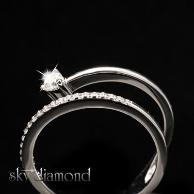 Etrafı Pırıltılı Taşlarla Süslenmiş Tasarım Sky Diamond