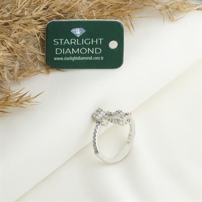 Floral Vine Halo Baget Kesim Starlight Diamond Gümüş Yüzük