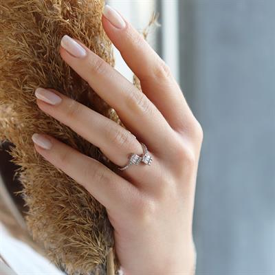 Floral Vine Halo Baget Kesim Starlight Diamond Gümüş Yüzük