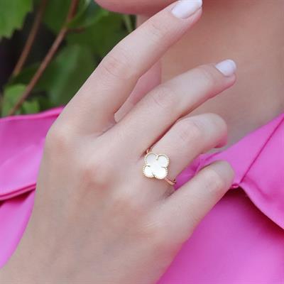 İkonik Alhambra Sedef Taşlı Gold Kaplama Gümüş Yüzük