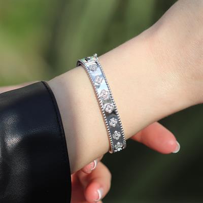 İkonik Alhambra Yonca Gümüş Kelepçe